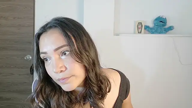 cutie and slutty online show from 12, 3, 2026