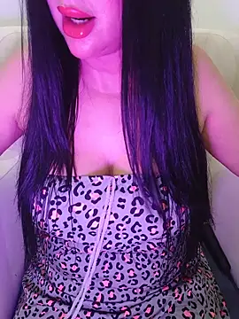 Snapshot of Queen_sousou chatting on 20, 6, 2026 Queen sousou online show from 20, 6, 2026