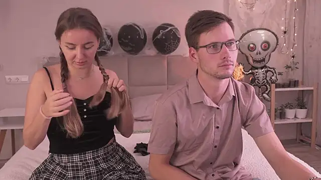 Snapshot of FluffyHat chatting on 25, 10, 2025 FluffyHat online show from 25, 10, 2025