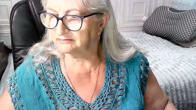Snapshot of LolkaAlyss chatting on 4, 7, 2026 LolkaAlyss online show from 4, 7, 2026