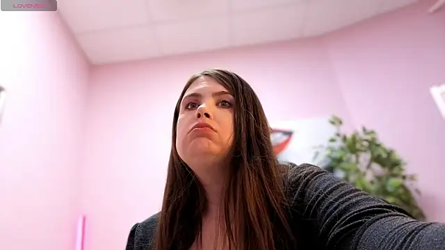 Snapshot of BattyMoll chatting on 10, 4, 2026 BattyMoll online show from 10, 4, 2026