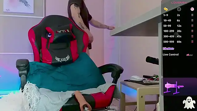 Ethan and mike online show from 22, 11, 2025