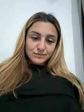 Snapshot of NicolePlay chatting on 17, 4, 2026 NicolePlay online show from 17, 4, 2026
