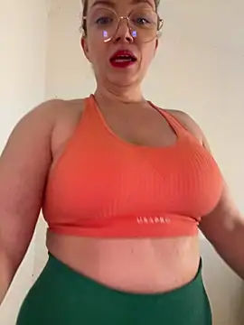 FemDom RubyKnightXXO online show from 8, 4, 2026