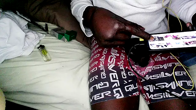 RinsingWood84 online show from 3, 2, 2026