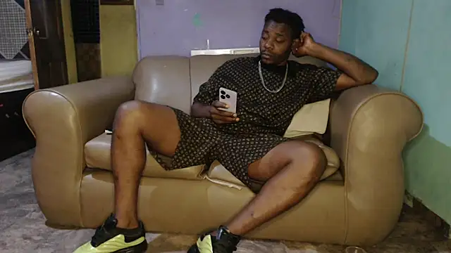 Tirichexxx online show from 25, 12, 2024