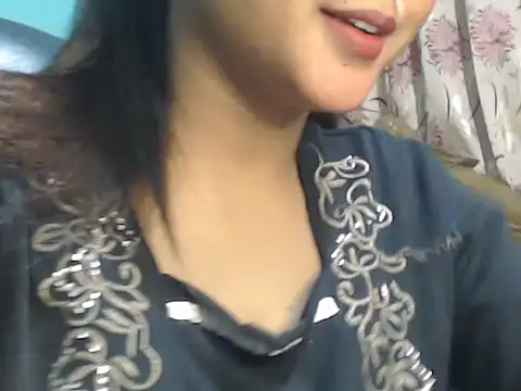 Snapshot of NancyRuvi chatting on 18, 12, 2024 NancyRuvi online show from 18, 12, 2024