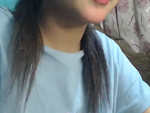 Snapshot of NancyRuvi chatting on 23, 12, 2024 NancyRuvi online show from 23, 12, 2024