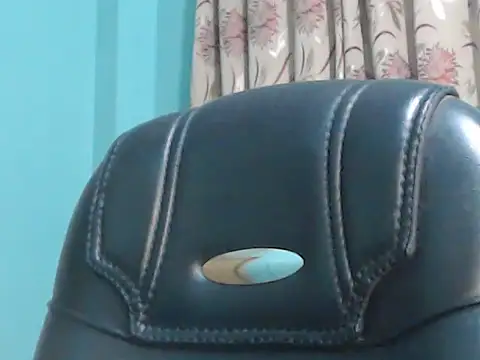 Snapshot of NancyRuvi chatting on 5, 1, 2025 NancyRuvi online show from 5, 1, 2025