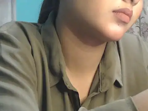 Snapshot of NancyRuvi chatting on 27, 11, 2025 NancyRuvi online show from 27, 11, 2025