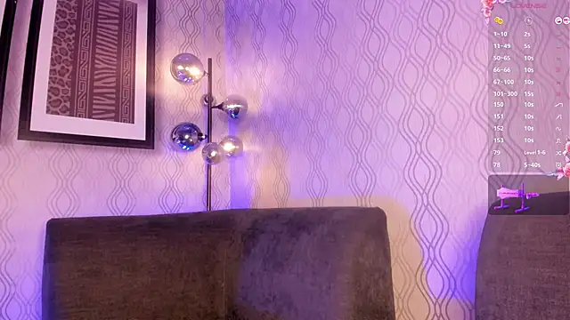 vennus1  online show from 30, 1, 2025