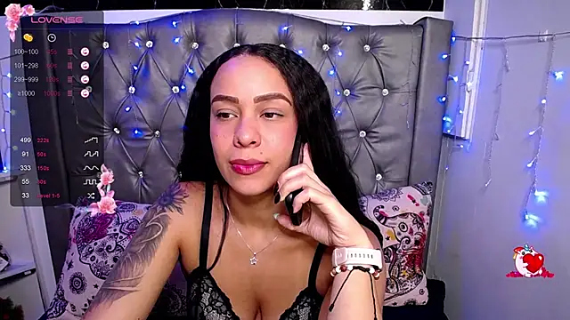 LAILAGUMMY online show from 17, 1, 2025