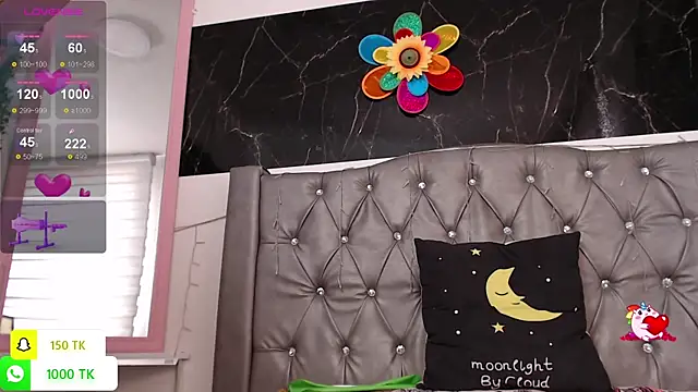 Snapshot of LAILAGUMMY chatting on 19, 11, 2025 LAILAGUMMY online show from 19, 11, 2025