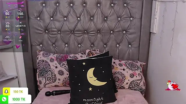 Snapshot of LAILAGUMMY chatting on 27, 11, 2025 LAILAGUMMY online show from 27, 11, 2025