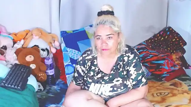 estrellita fugaz16x online show from 15, 12, 2025