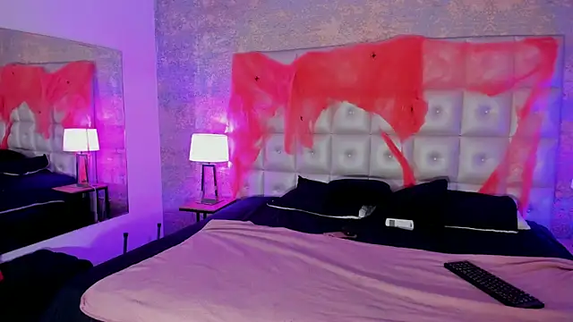 Snapshot of Maddysex_ chatting on 27, 10, 2025 Maddysex online show from 27, 10, 2025