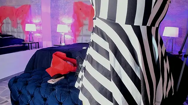 Snapshot of Maddysex_ chatting on 30, 10, 2025 Maddysex online show from 30, 10, 2025