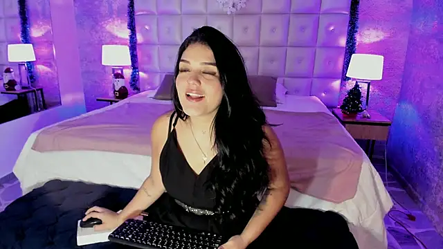 Snapshot of Maddysex_ chatting on 8, 1, 2026 Maddysex online show from 8, 1, 2026