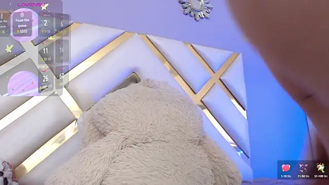 BeckyAnders online show from 30, 9, 2025