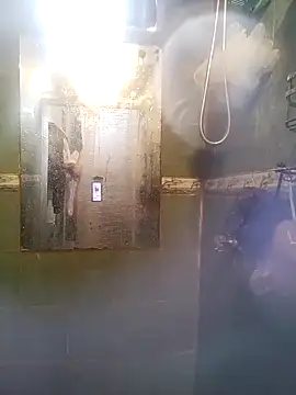 Snapshot of leonar0101 chatting on 10, 9, 2025 leonar0101 online show from 10, 9, 2025