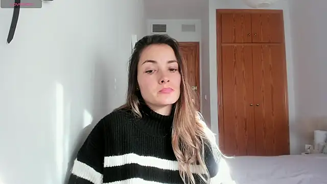 Snapshot of NiaStone chatting on 17, 1, 2025 NiaStone online show from 17, 1, 2025