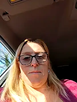 winniess40 online show from 1, 1, 2025