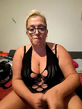 winniess40 online show from 9, 10, 2025