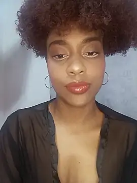 Snapshot of thaimy_ chatting on 27, 11, 2025 thaimy online show from 27, 11, 2025