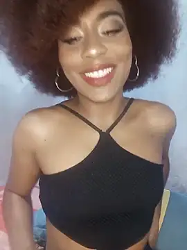 Snapshot of thaimy_ chatting on 5, 12, 2025 thaimy online show from 5, 12, 2025