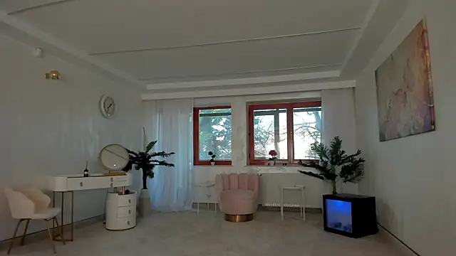 TiffanyHouston  online show from 23, 1, 2025