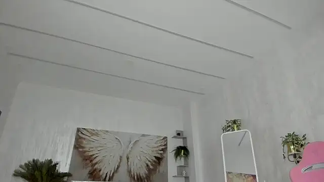 TiffanyHouston  online show from 23, 5, 2026