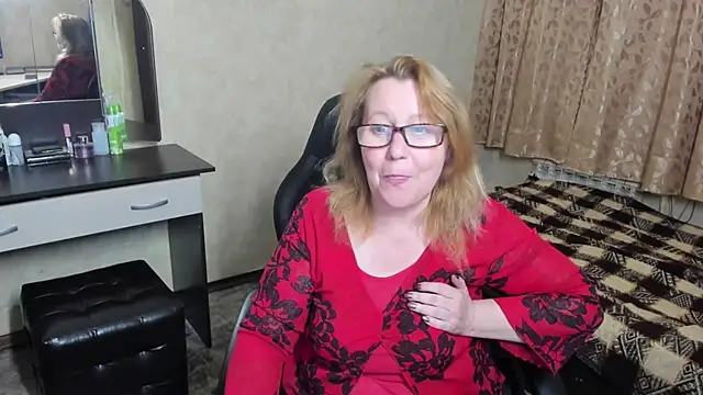 Snapshot of Frau_Marta chatting on 15, 3, 2025 Frau Marta online show from 15, 3, 2025