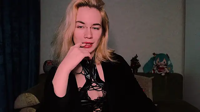 Snapshot of xxxcharismaaa chatting on 17, 2, 2025 xxxcharismaaa online show from 17, 2, 2025