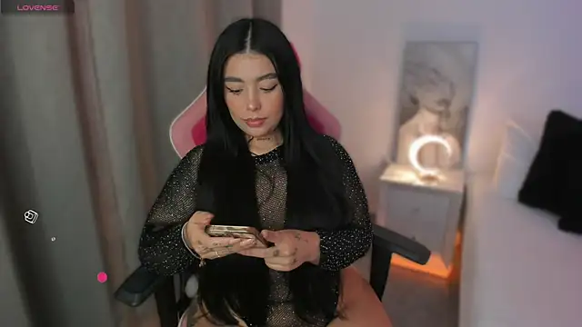 shantall vidales  online show from 14, 5, 2026