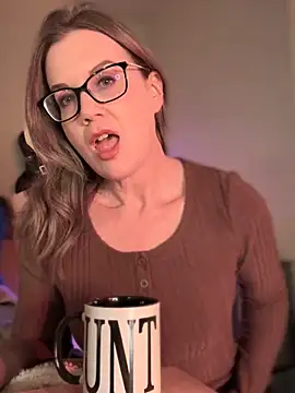 Snapshot of MaiseKnox chatting on 14, 10, 2025 MaiseKnox online show from 14, 10, 2025