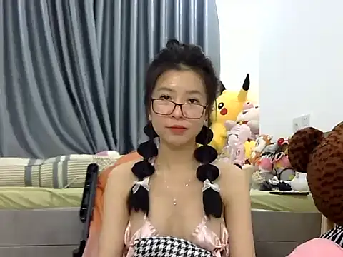 Snapshot of Cute_Ruby01 chatting on 2, 1, 2025 Cute Ruby01 online show from 2, 1, 2025