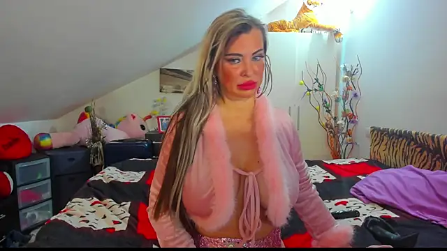 Snapshot of Raffaelababy chatting on 30, 11, 2025 Raffaelababy online show from 30, 11, 2025