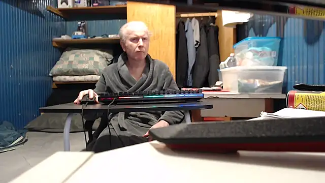 Vgy67Z95 online show from 15, 10, 2025