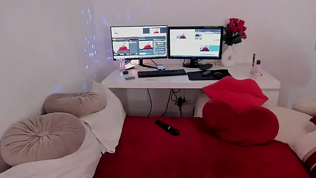 Snapshot of aryahunt1 chatting on 21, 9, 2025 aryahunt1 online show from 21, 9, 2025