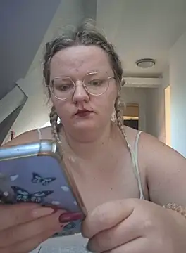 Fiona0705 online show from 24, 9, 2025