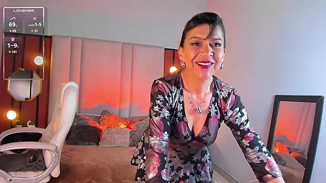 Snapshot of GraceElizabeth_ chatting on 7, 2, 2025 GraceElizabeth  online show from 7, 2, 2025