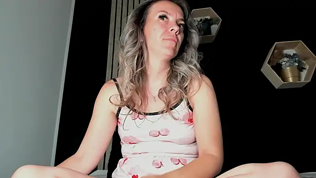 Snapshot of Alesys69 chatting on 25, 6, 2026 Alesys69 online show from 25, 6, 2026