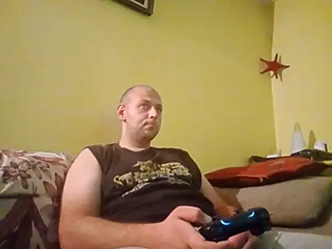 Snapshot of Flakka95 chatting on 1, 11, 2025 Flakka95 online show from 1, 11, 2025