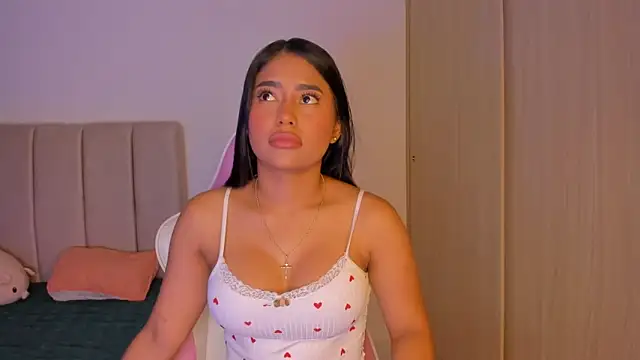 Snapshot of isa_bunny chatting on 3, 3, 2026 isa bunny online show from 3, 3, 2026