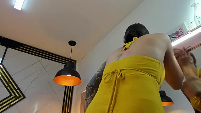 Snapshot of Leisygirl chatting on 1, 4, 2026 Leisygirl online show from 1, 4, 2026