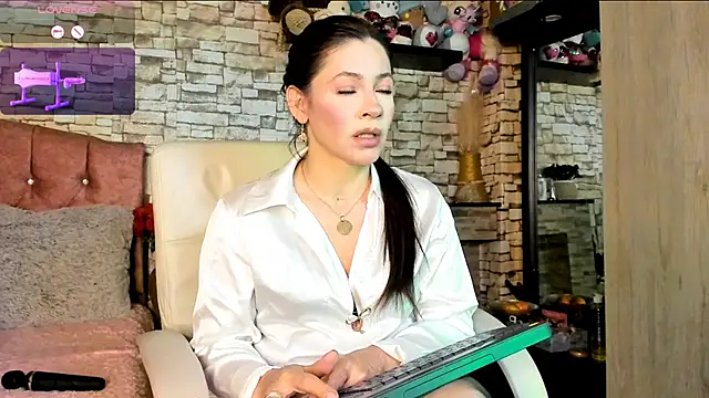 Carla expit online show from 7, 5, 2026