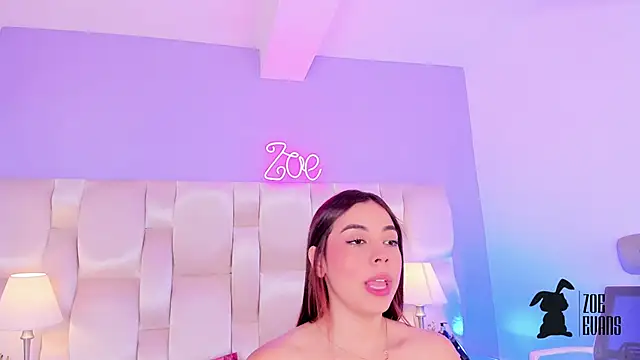 Snapshot of Zoe_Evans_ chatting on 2, 12, 2024 Zoe Evans online show from 2, 12, 2024