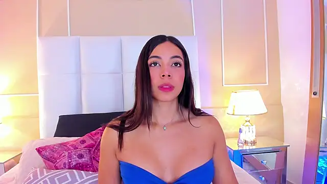 Zoe Evans  online show from 24, 10, 2025