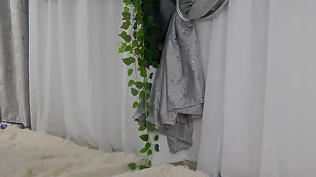 Snapshot of IsabelleEthan chatting on 17, 10, 2025 IsabelleEthan online show from 17, 10, 2025