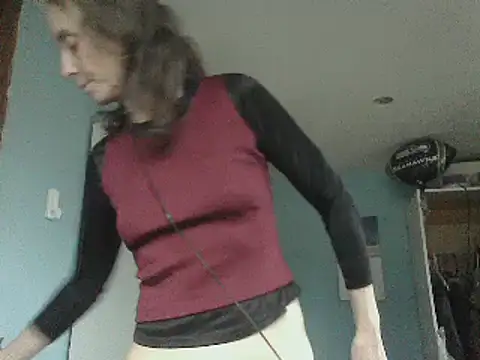 Snapshot of SexyRach75 chatting on 9, 2, 2026 SexyRach75 online show from 9, 2, 2026